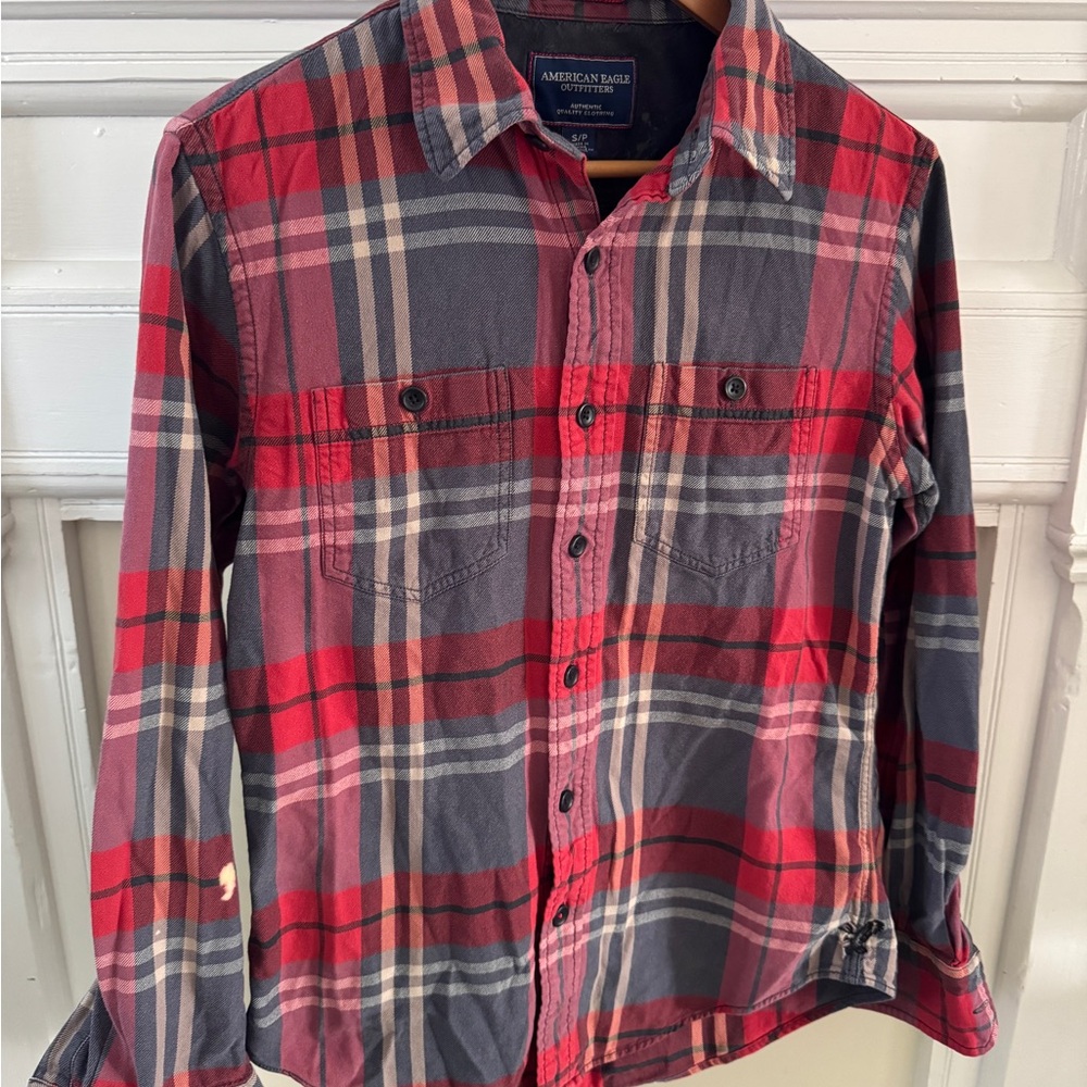 American Eagle Outfitters Men's Red and Gray Plaid Shirt